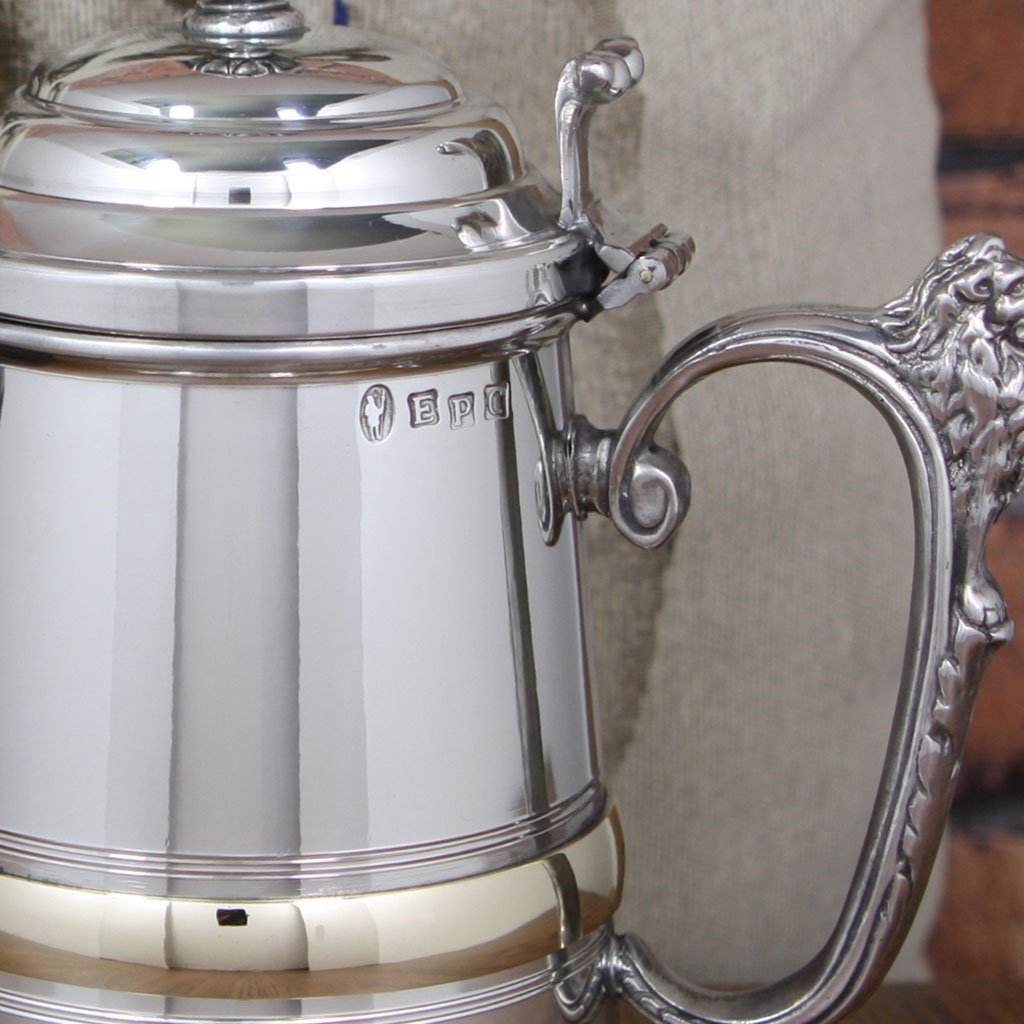 1 Pint Extra Heavy Pewter Beer Mug Tankard with Intricate Lion Handle & Lid